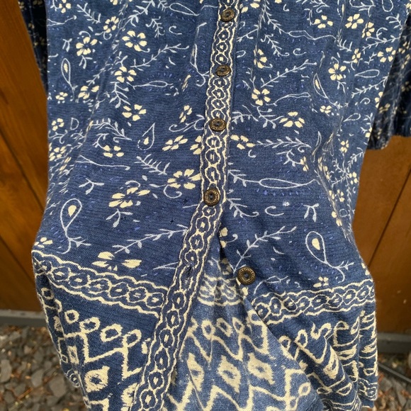 Navy and tan bohemian top - Picture 2 of 6